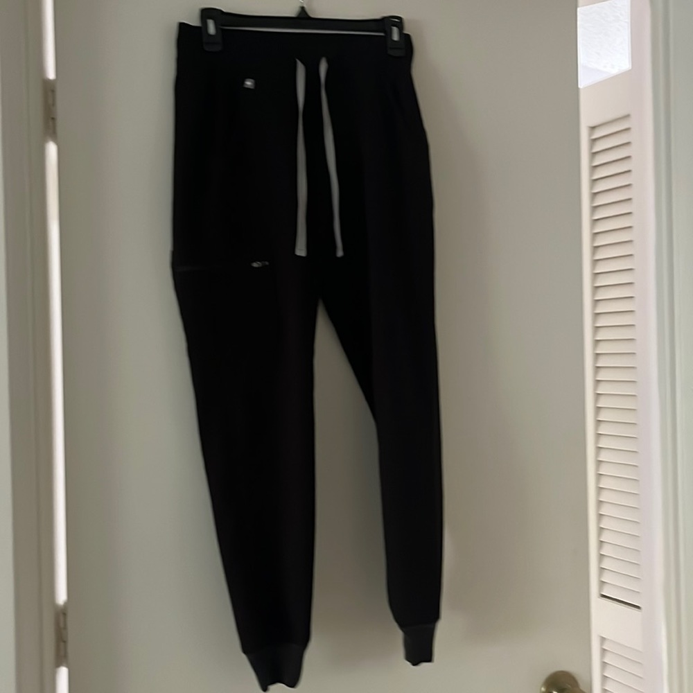X-small Figs scrub pants Zamora Jogger scrubs
